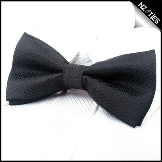 Black with V texture Bow Tie
