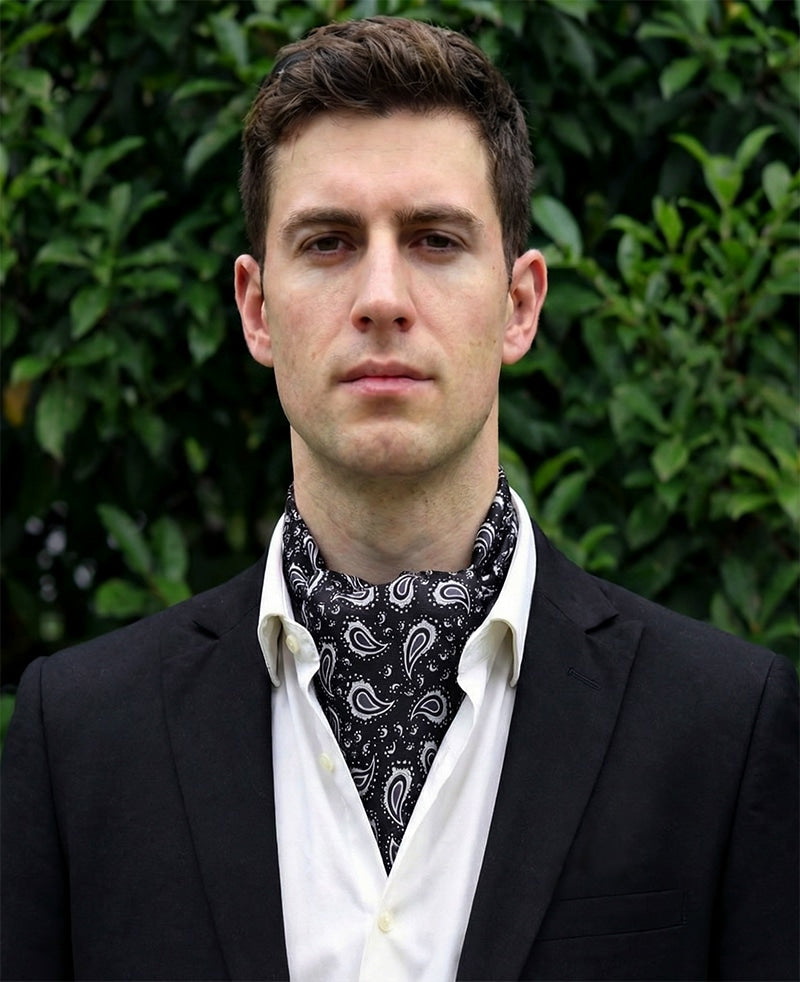 Black & White Paisley Teardrop Pattern Ascot